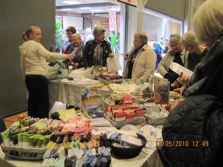gal/Quiltefestival i Middelfart 2010/Butikker/QF 10 - Lis 039.JPG